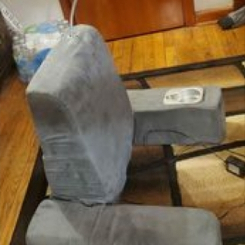 Carepeutic Backrest Bed Lounger with Heated Shiatsu Massage - Picture 4 of 16